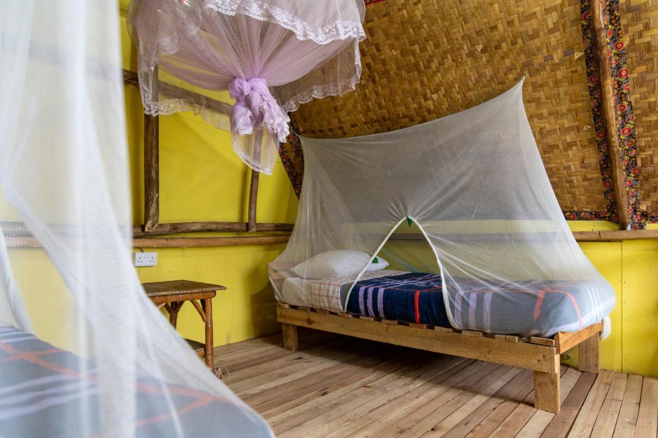 Kalitusi Nature Resort Fort Portal Экстерьер фото